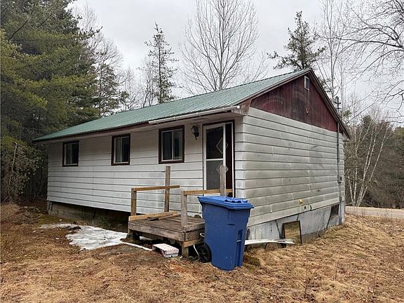 2nd image of 373 Howard Rd