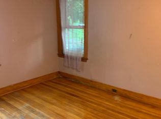 5 Dexter Ave, Waltham, MA 02453