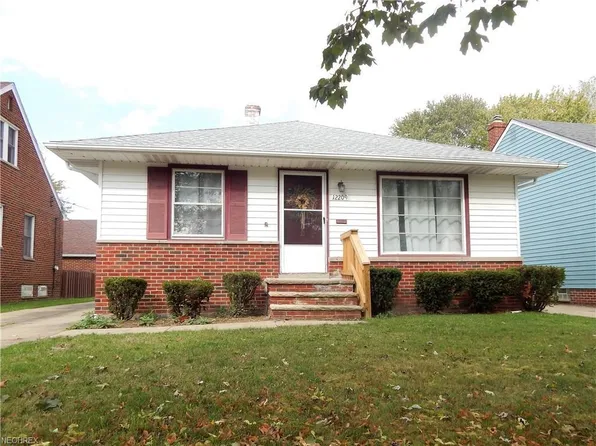 12209 Willard Ave, Garfield Heights, OH 44125