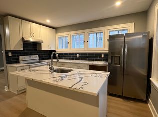 3878 Center Ave, Allison Park, PA 15101