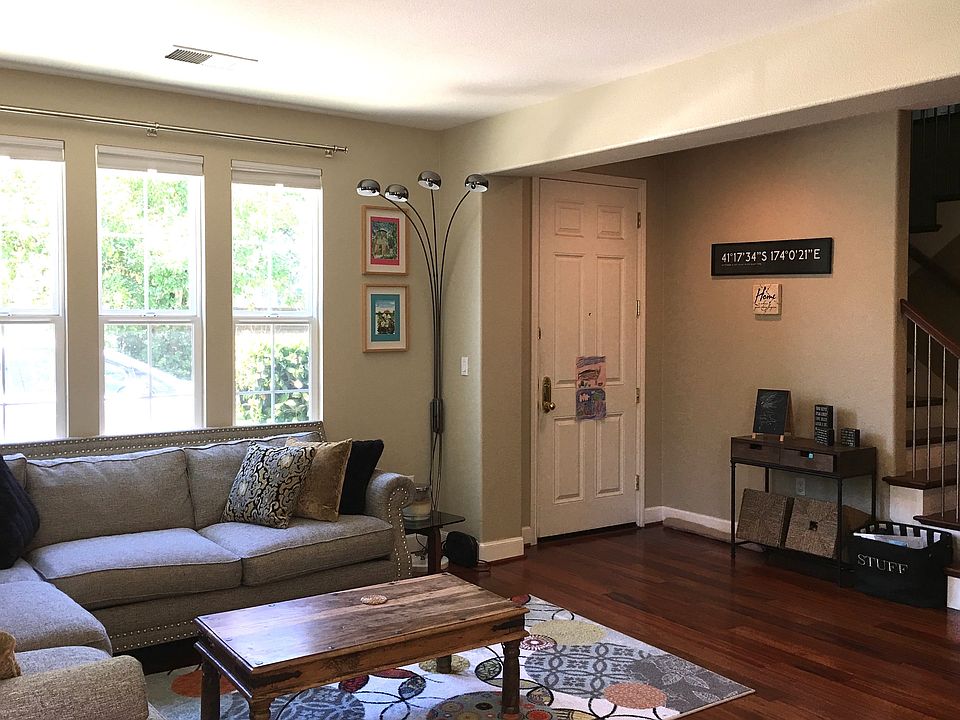 Entrance and living room