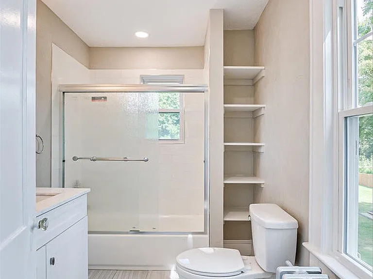 338 Buckelew Ave — Photo 19