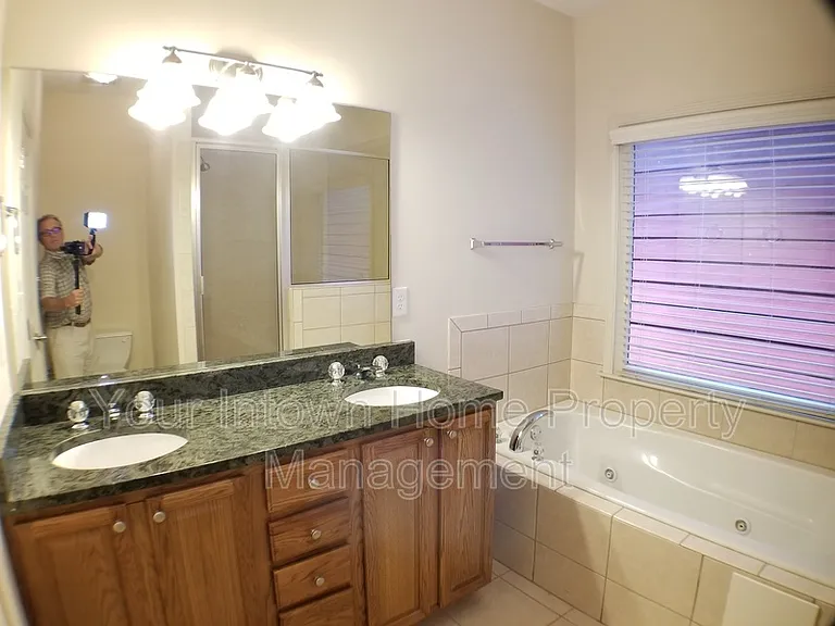 164 Fulton Way SE — Photo 25