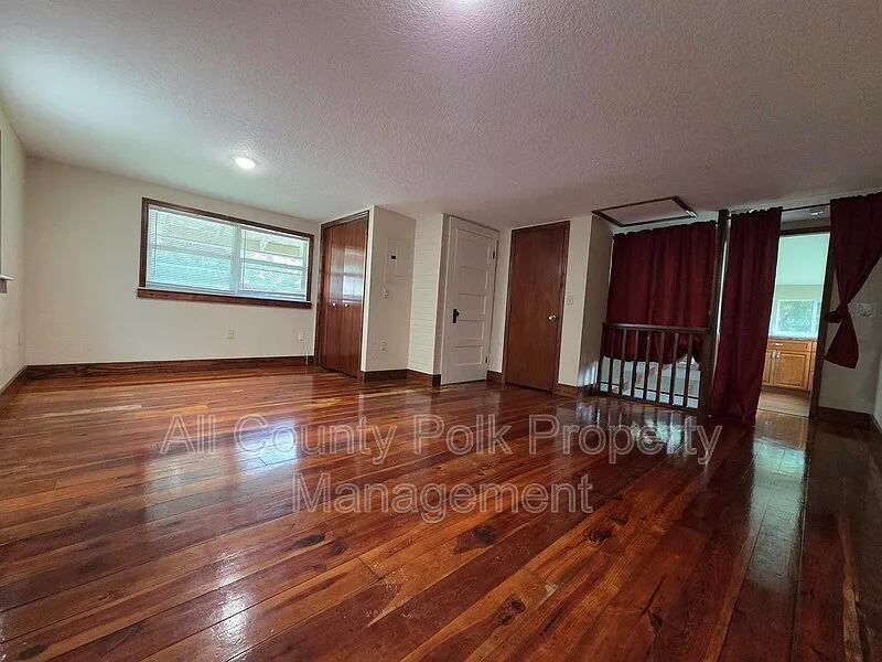 Studio, 1.0 bath, 500 sqft, $725 — Photo 3