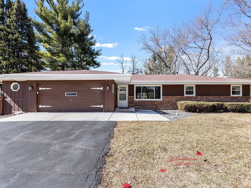 1st image of 8668 Yosemite Dr