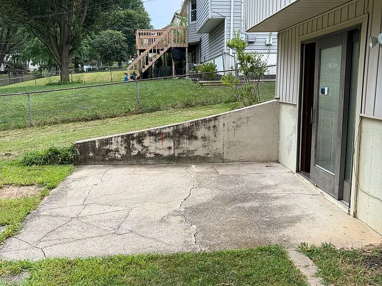 8923 N Walnut St — Photo 15