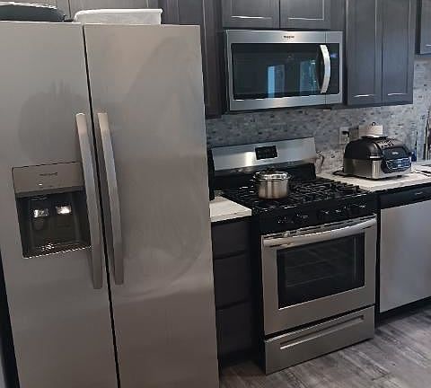 4th image of 5015 Glassmanor Dr