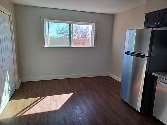 Kitchen laundry room on the left