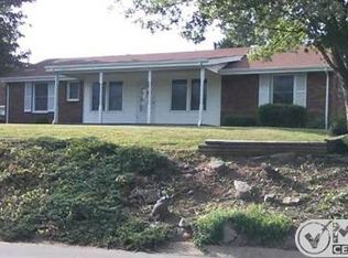 223 Kirby Dr, Clarksville, TN 37042