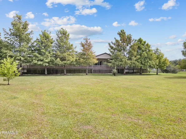 832 Ed Thibodeaux Rd, Church Pt, LA 70525