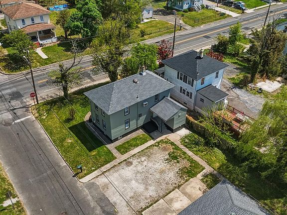 4th image of 734 S East Ave