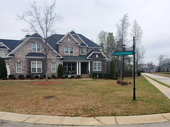 102 Locksley Ct, Lexington, SC 29072