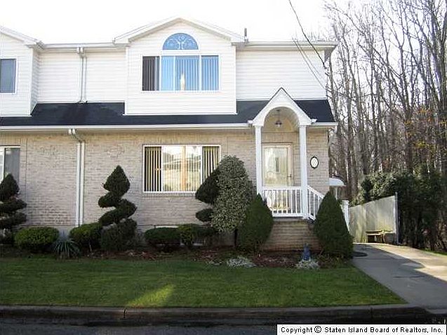 1st image of 42 Sonia Ct