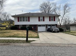 9119 W 48th St, Merriam, KS 66203