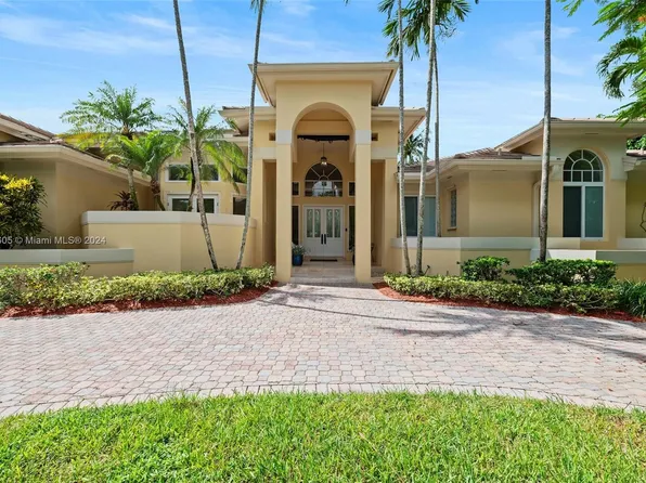 6724 SW 139th St, Palmetto Bay, FL 33158