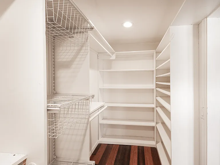 4625 E Park St — Photo 23