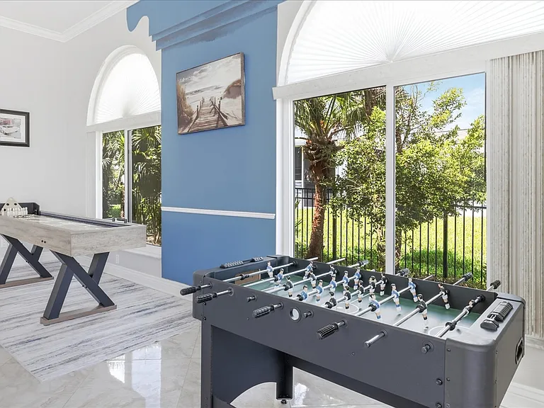 2371 Coral Point Dr — Photo 32