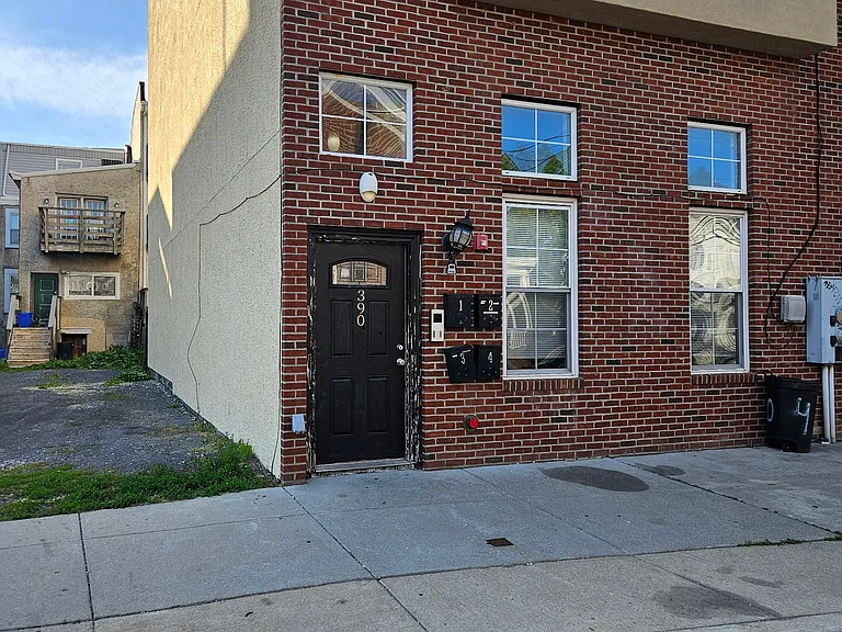390 Monastery Ave #1 — Photo 9