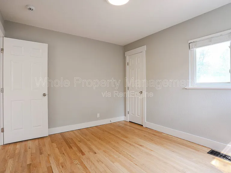 1939 Verbena St — Photo 19