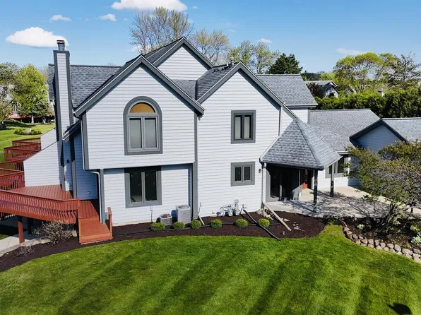 S75W17726 Harbor CIRCLE #A, Muskego, WI 53150