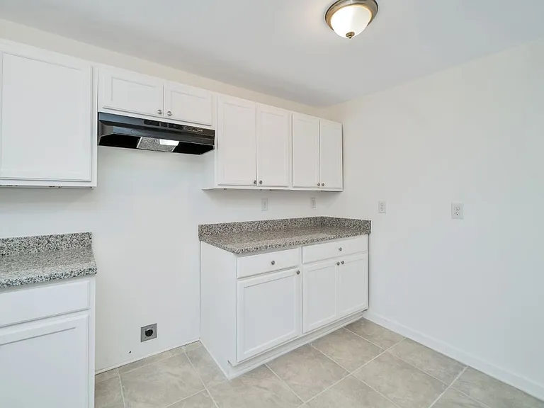 1624 Fairview Dr — Photo 19