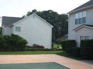 825 Common Oak Pl, Lawrenceville, GA 30045