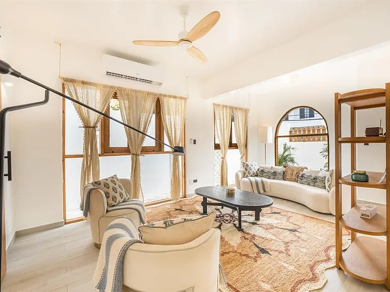 1507 Mirsonia Mir Bay #MIR — Photo 4