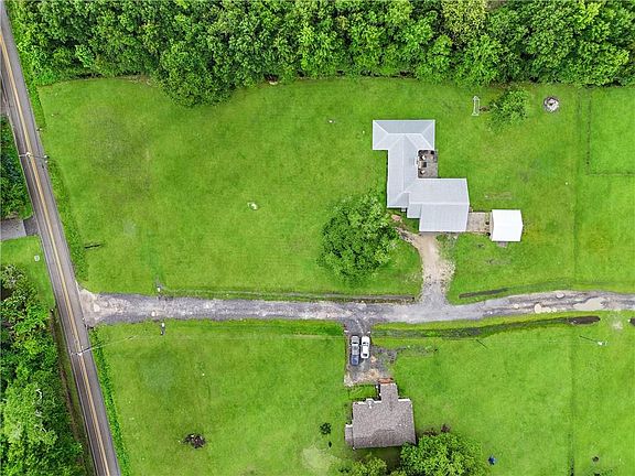 4th image of 61531 Fish Hatchery Rd