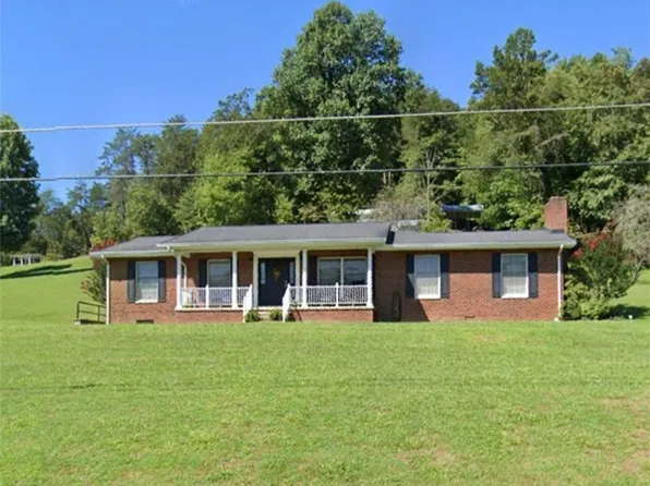 7237 Upper Mud River Rd, Branchland, WV 25506