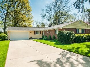 4932 Arrowhead Dr, Dayton, OH 45440