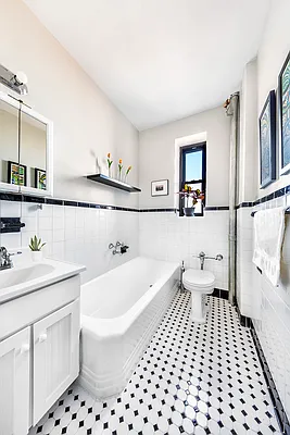 Sold by Compass | media 8