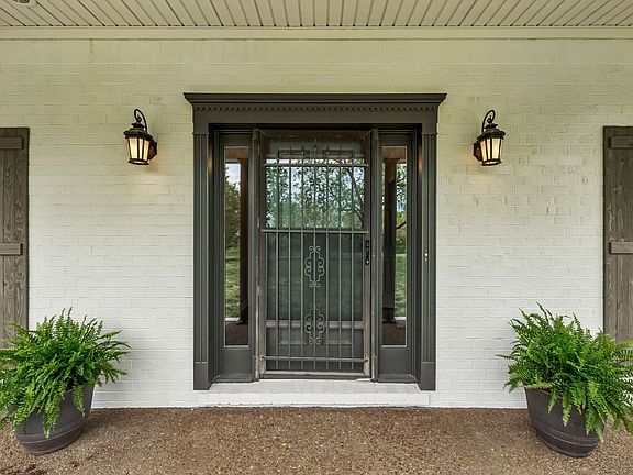 4th image of 494 Eastover Rd