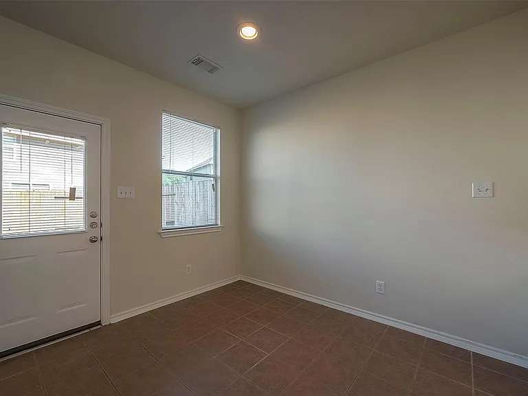 14330 Fairbuff Ln — Photo 17