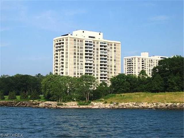 1st image of 2 Bratenahl Pl APT 15EX