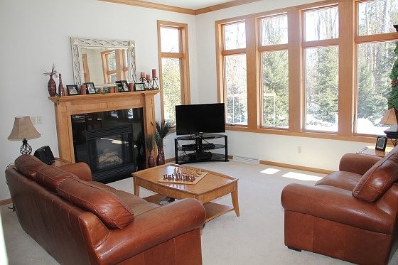 4th image of 226 Brookwood Dr