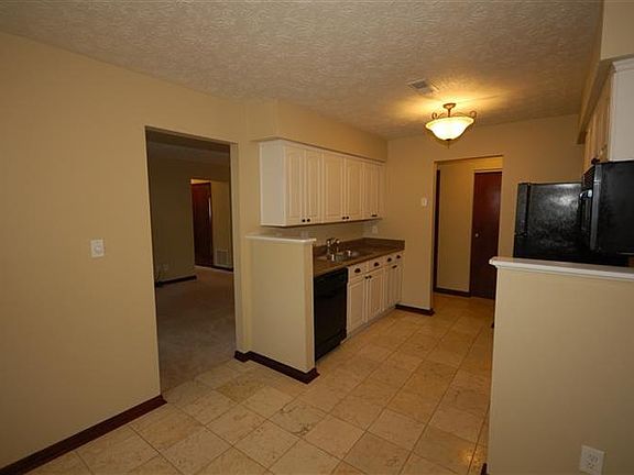 4th image of 1635 Gelhot Dr APT 13