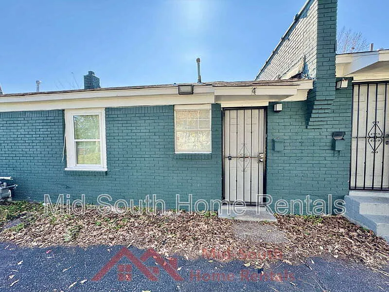 1 bed, 1.0 bath, $649 — Photo 2