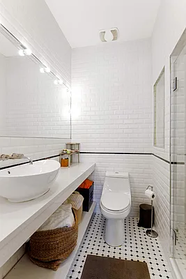 Sold by Compass | media 19