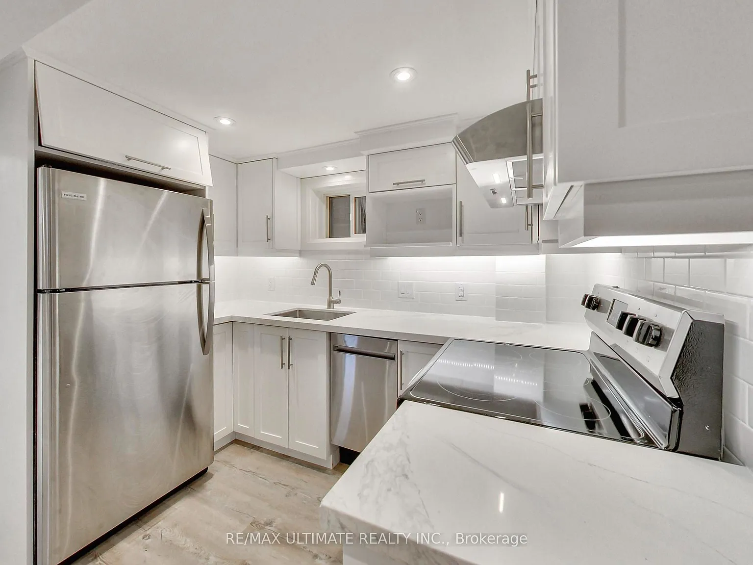 2 bed, $1,900 — Photo 4