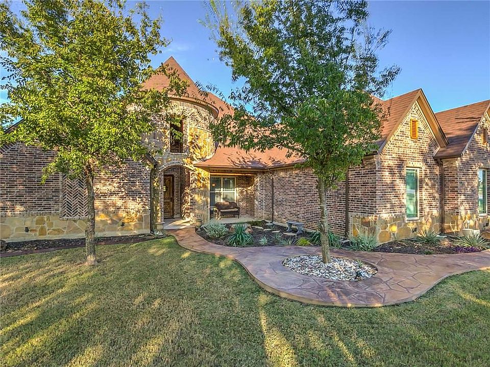 1st image of 935 Heritage Creek Dr