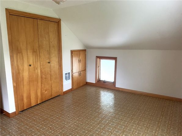 2637 E 400 North Rd, Pana, IL 62557