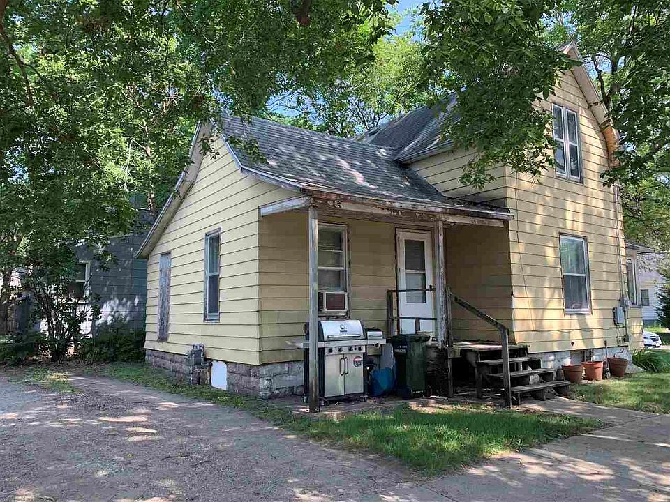 2nd image of 2101 Mulberry St