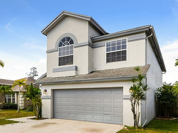 4th image of 1027 Aviary Rd