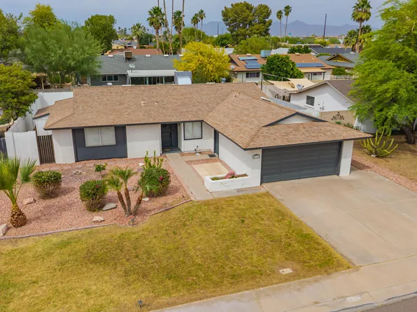 8716 E MITCHELL Drive, Scottsdale, AZ 85251