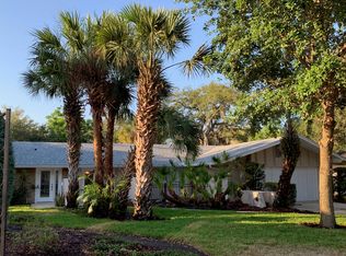 95 Spring Lake Hills Dr, Altamonte Springs, FL 32714