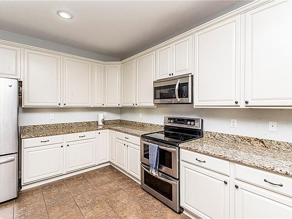 5th image of 1753 Orchard Dr
