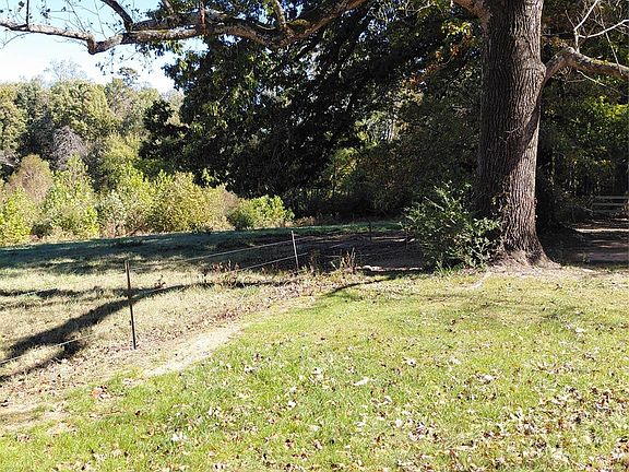 2nd image of 0 Collins Rd
