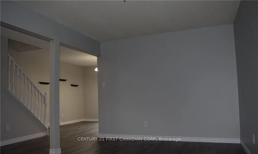 6 bed, $2,300 — Photo 4