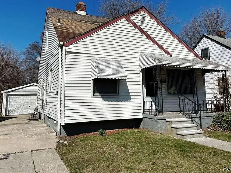26688 Dartmouth St — Photo 1