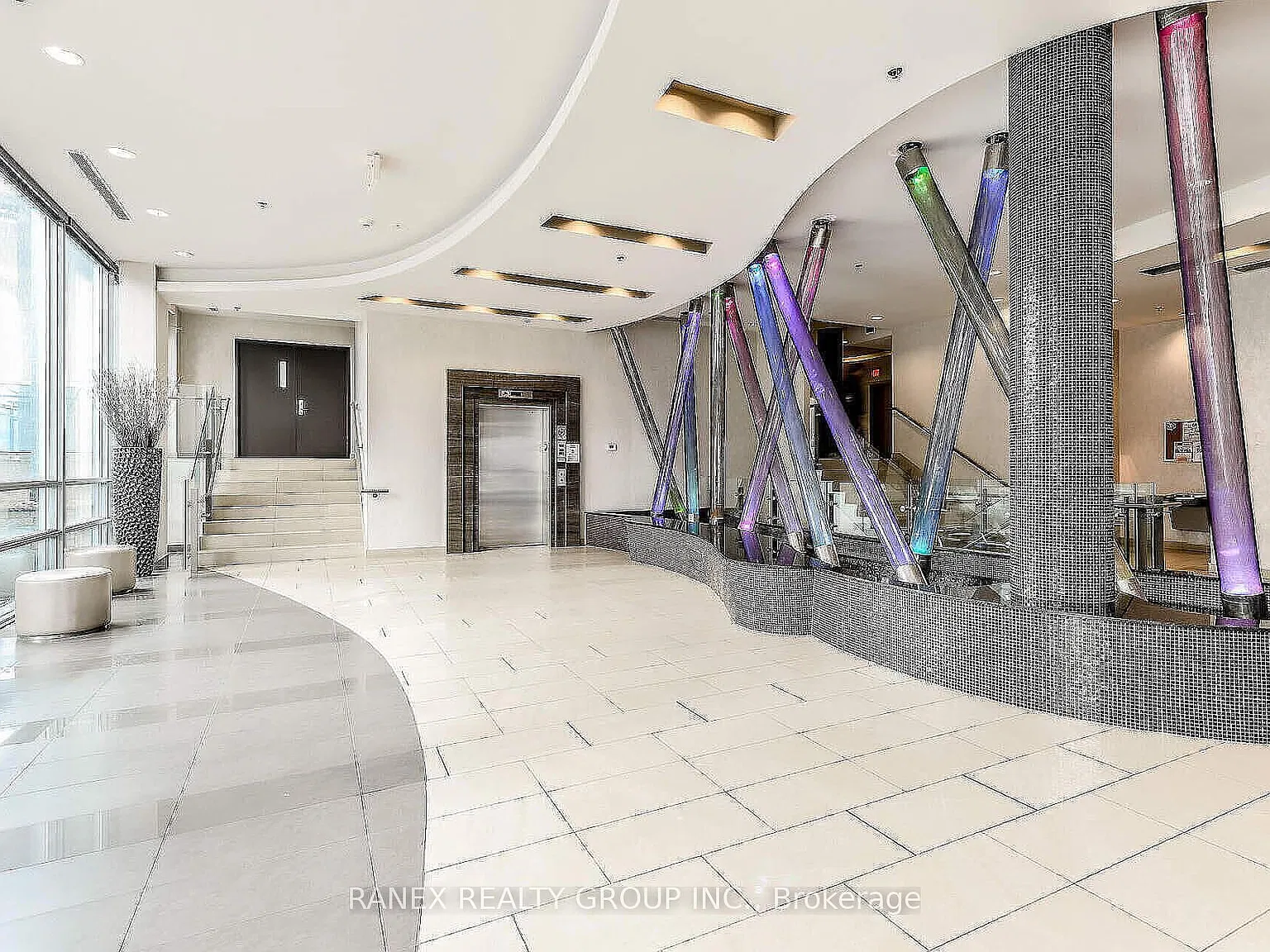 2 bed, $2,700 — Photo 4